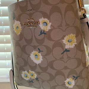 Coach bucket bag